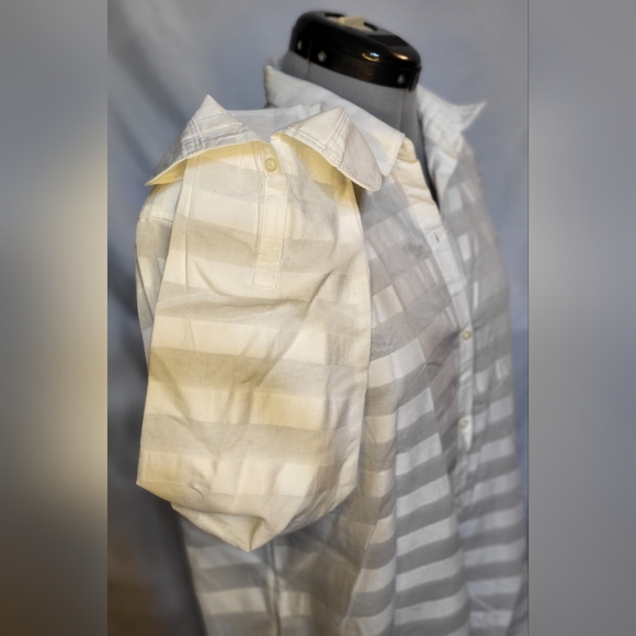 Gap White Striped Sheer Long Sleeve Top Shirt Button Down Size Large Womens - Picture 3 of 8